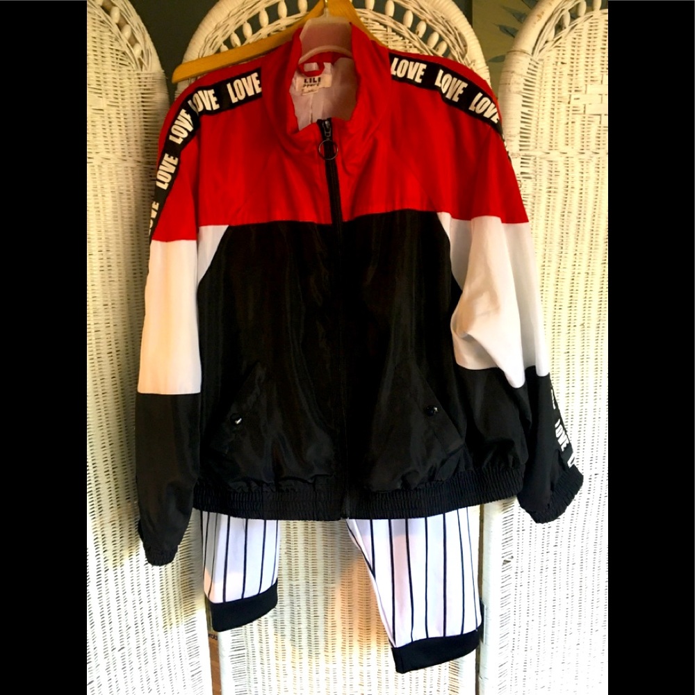 Lili Sport Sport Jacket & Baseball Style Capris
